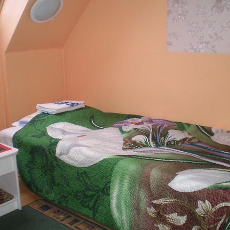 Jannseni Accommodation Parnu Phòng bức ảnh