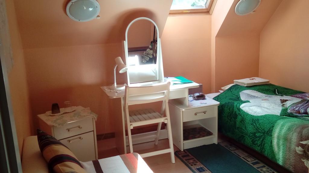 Jannseni Accommodation Parnu Phòng bức ảnh