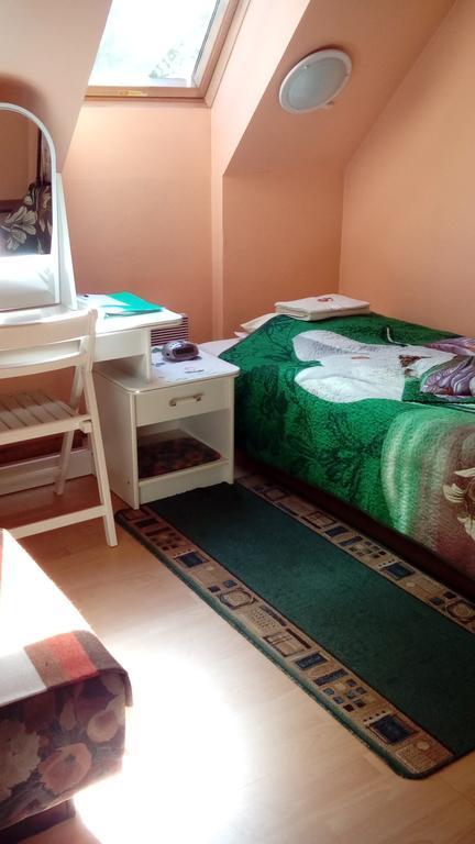 Jannseni Accommodation Parnu Phòng bức ảnh
