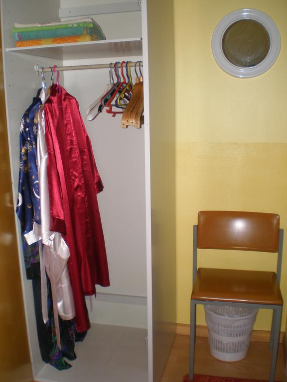 Jannseni Accommodation Parnu Phòng bức ảnh