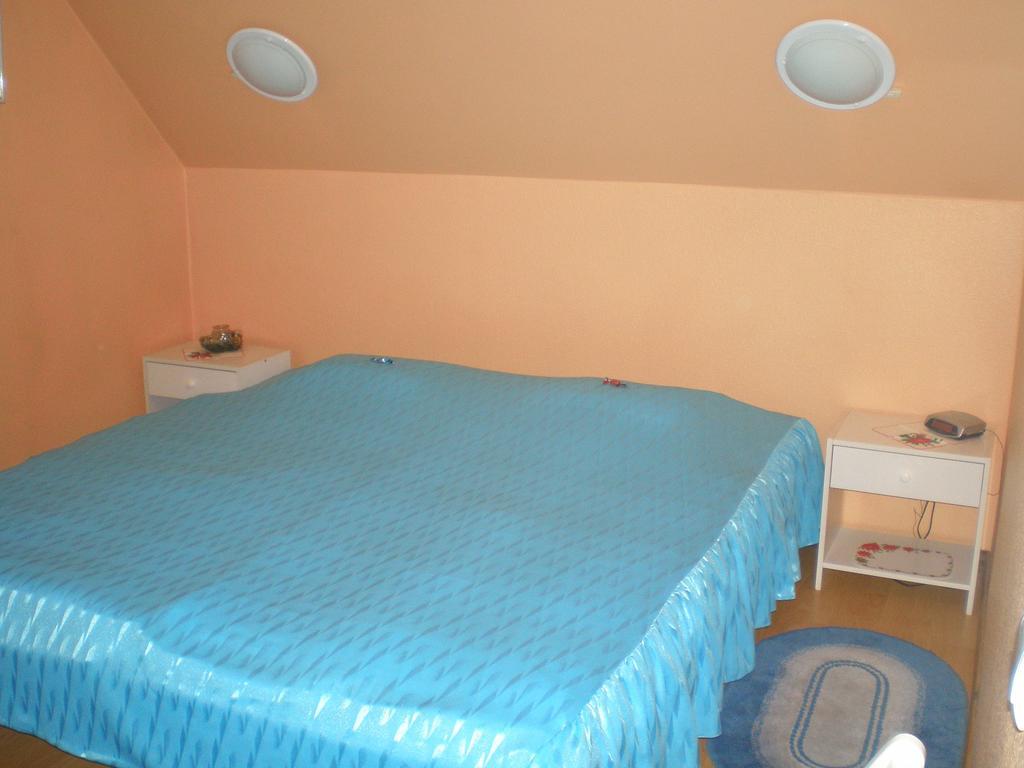 Jannseni Accommodation Parnu Phòng bức ảnh