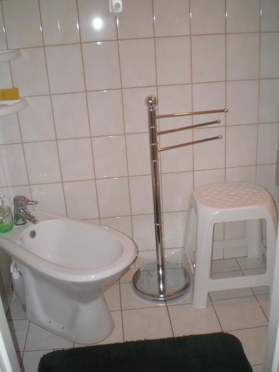 Jannseni Accommodation Parnu Phòng bức ảnh