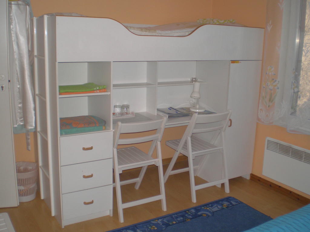 Jannseni Accommodation Parnu Ngoại thất bức ảnh